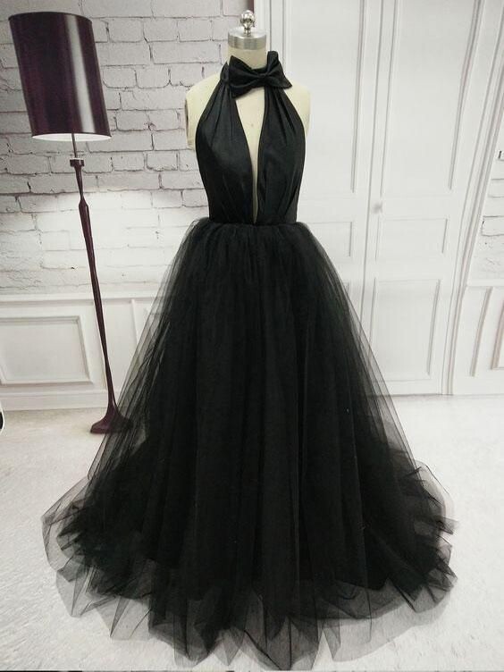 Robe noire tulle