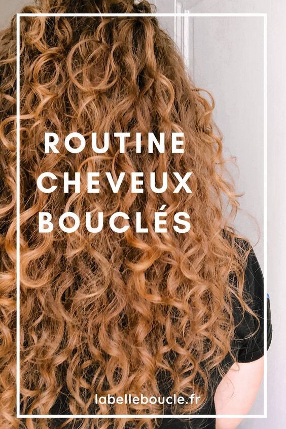 Routine soin cheveux bouclés