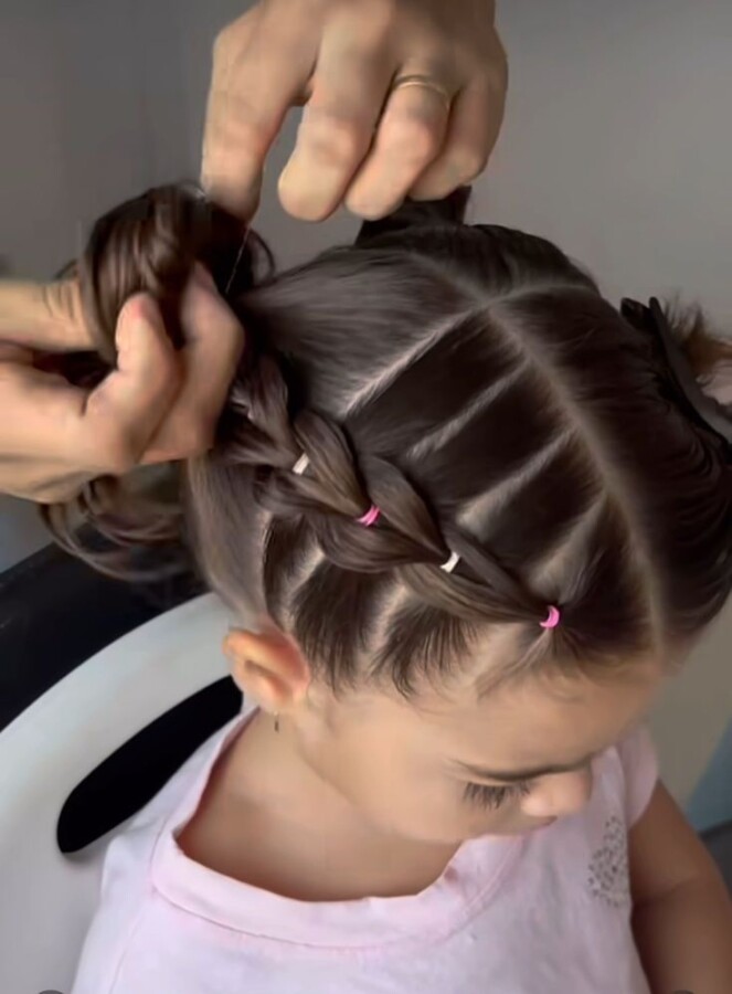 coiffure mignonne cheveux courts