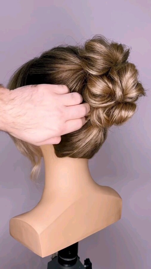 simplicité coiffure mariage court
