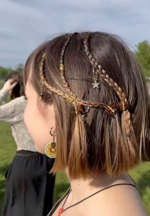 Tresses modernes cheveux courts