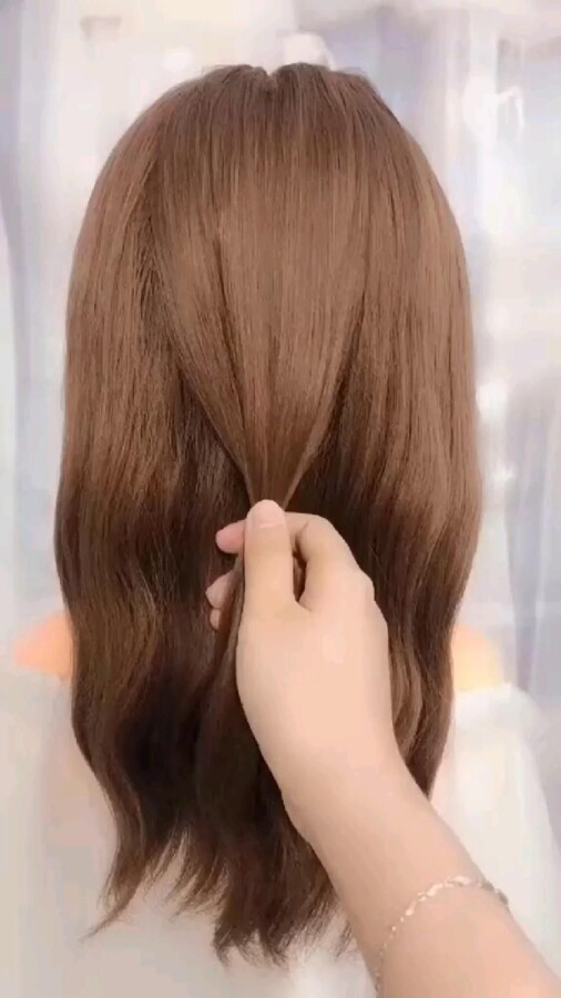 Volume coiffure cheveux fins