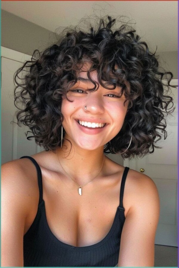 Look carré cheveux ondulés